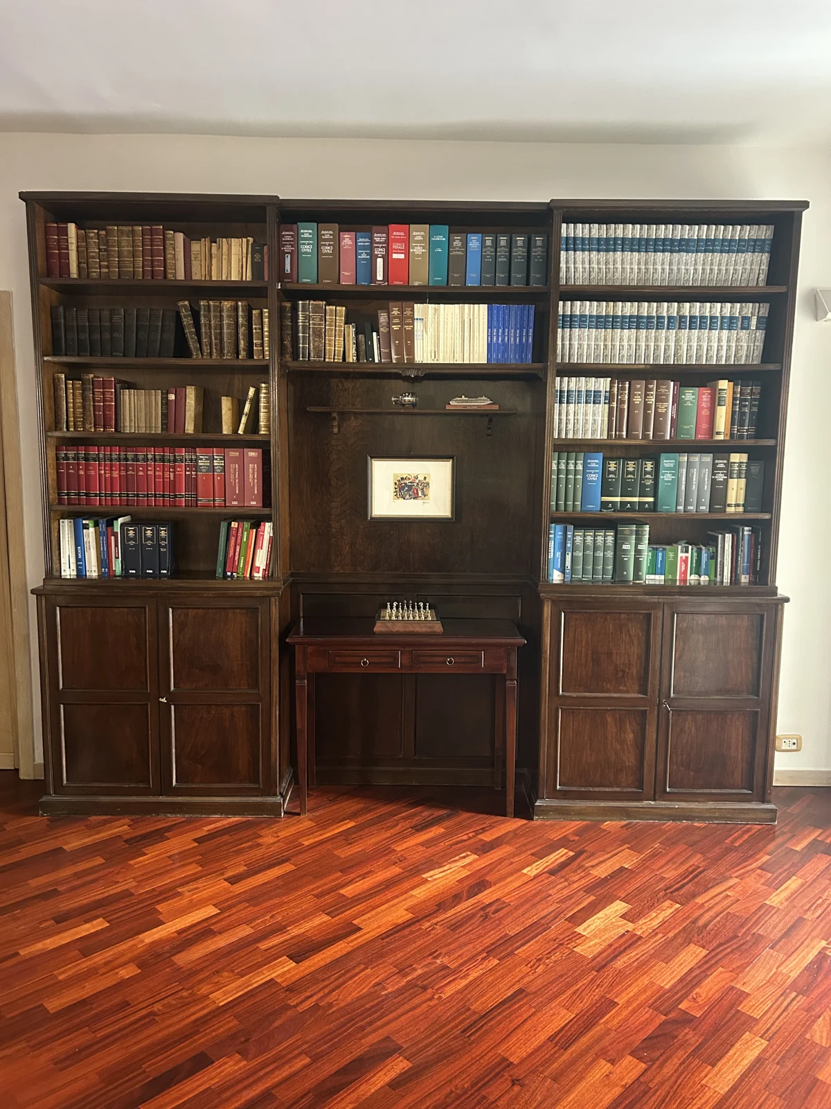 La biblioteca giuridica dello Studio legale Davide Romano